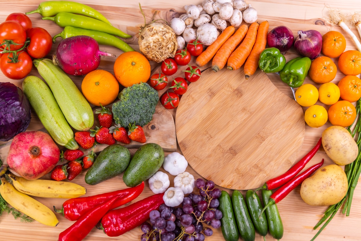 Food labels and nutritional information cards
